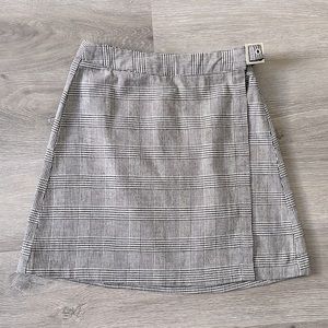 Plaid Juniors Mini-Skirt